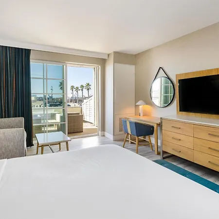 Inn At The Pier Pismo Beach, Curio Collection By Hilton Exterior photo