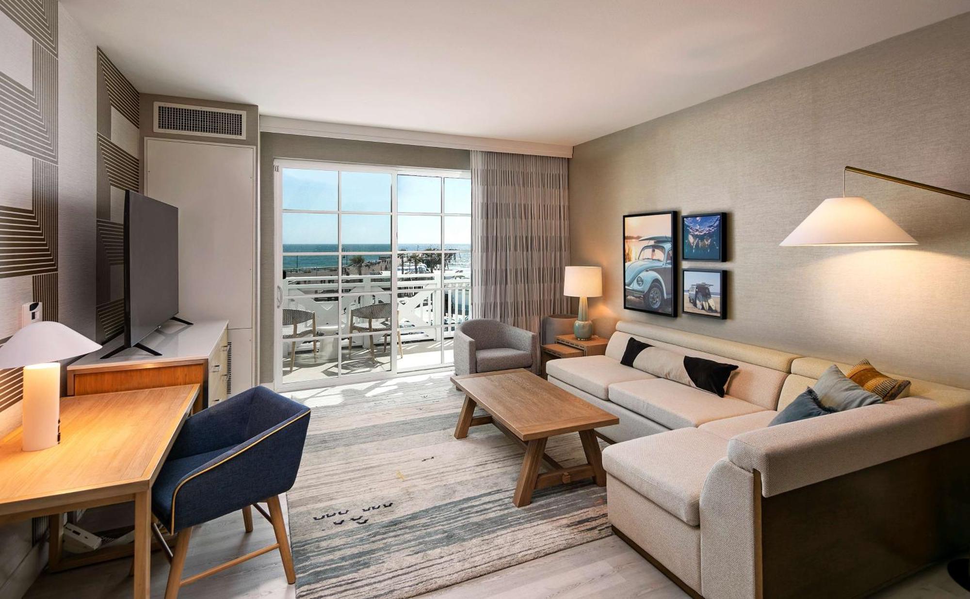 Hotel At The Pier Pismo Beach, Curio Collection By Hilton 4*