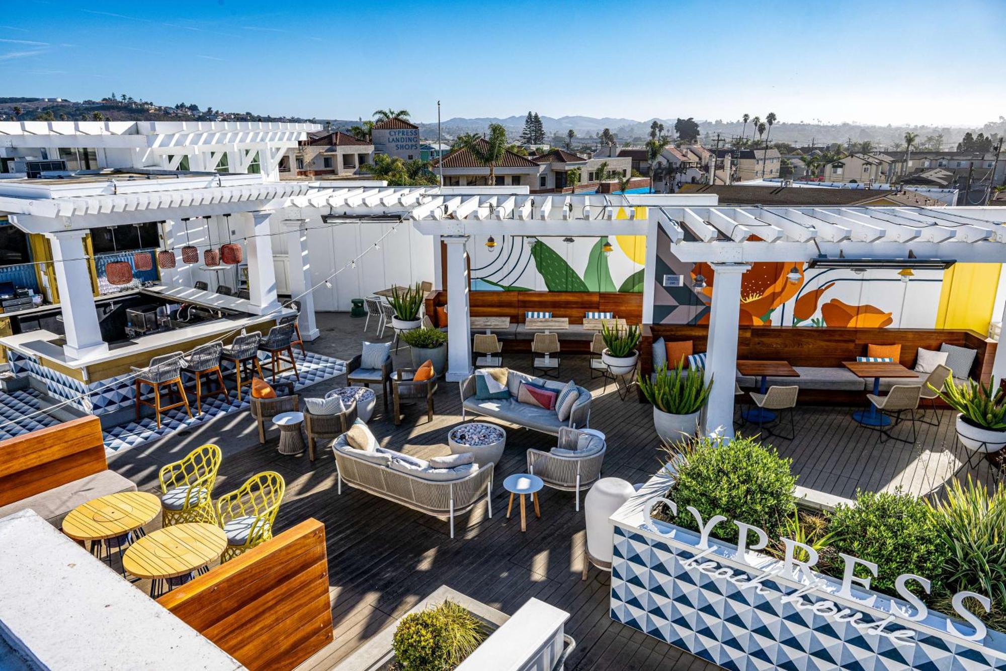 At The Pier Pismo Beach, Curio Collection By Hilton