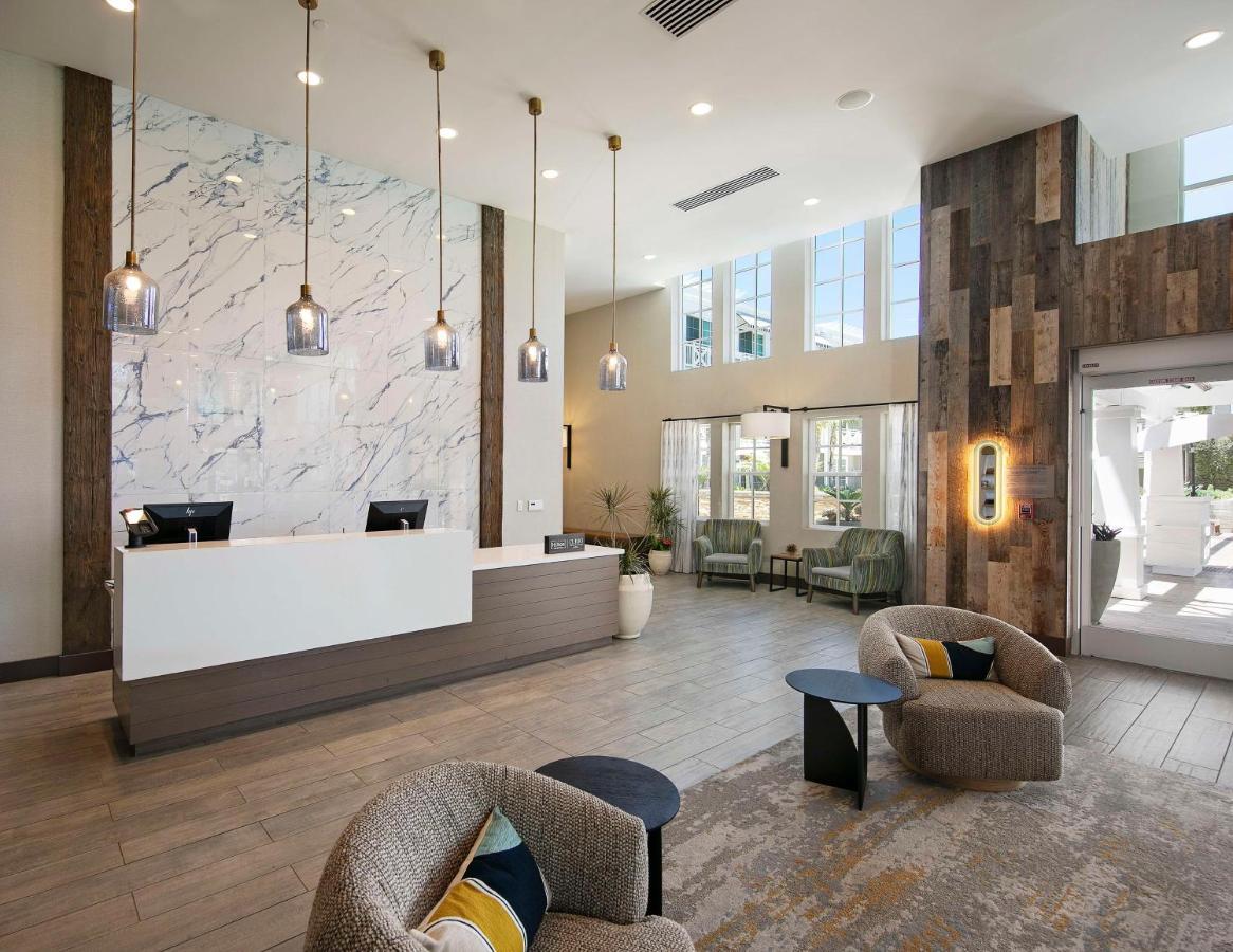 At The Pier Pismo Beach, Curio Collection By Hilton Hotel
