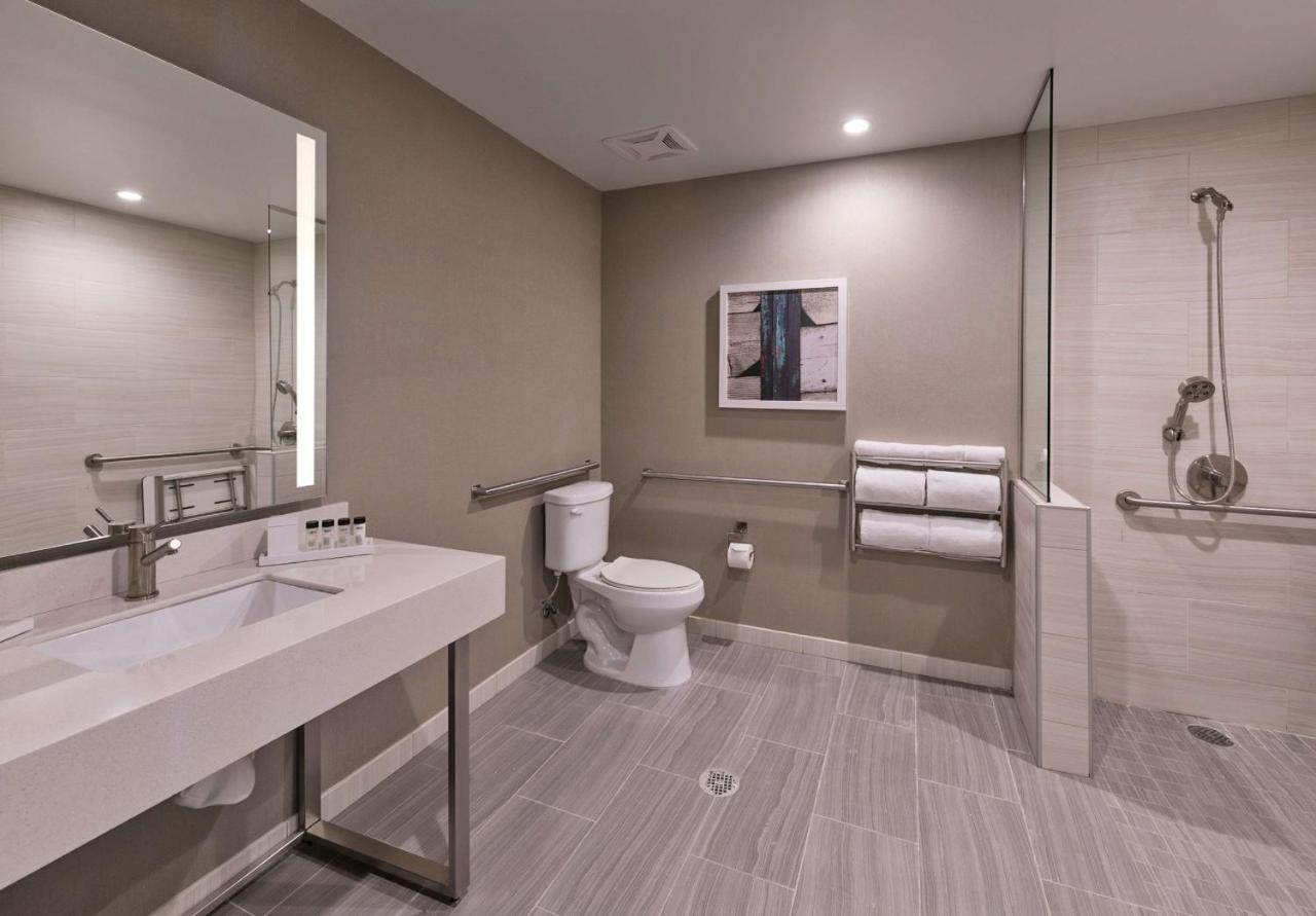 At The Pier Pismo Beach, Curio Collection By Hilton Hotel 4*